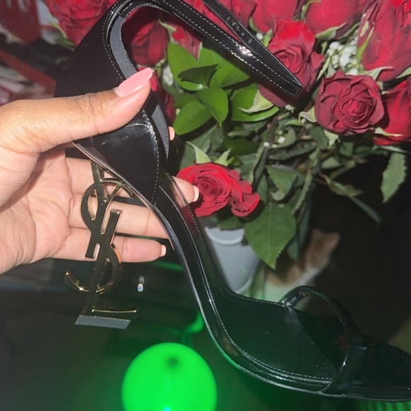 Ysl Heels - Picture 1 of 4